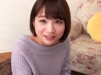 見た目はウブそうなのに絶品フェラ見せつけるロリカワ娘!