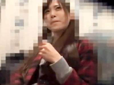 V盤追っかけ家出した素人JDバンギャにカメラ向けてチンポ差し出しフェラ抜き依頼