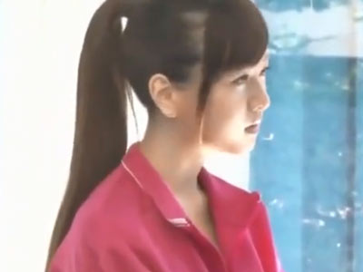 関西弁の陸上部JDにエロマッサ施術→調子に乗って生ハメ中出し!