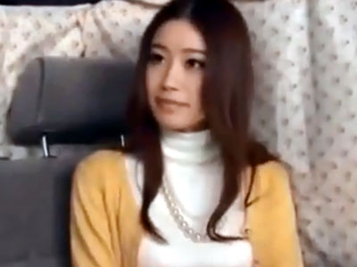 意識高そうなセレブ系素人妻さんがナンパ師にあっさりハメ撮り中出し喰らってる件