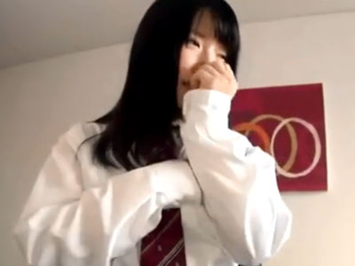 学校帰りの巨乳JKナンパ→小遣い渡したらハメ撮り中出し余裕だった件
