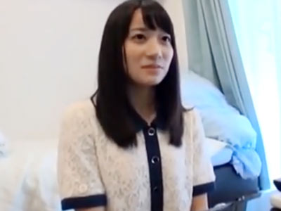 ぐうかわ清楚ロリ系素人JDにエアセックスの撮影依頼→どさくさに紛れて生ハメ中出し