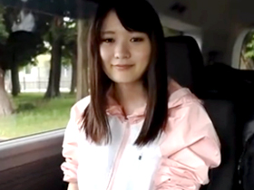 陸上競技に打ち込む清純感溢れる弱冠18歳素人JDをハメ撮り→容赦なく中出し!